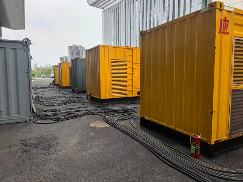 莱芜不同季节柴油发电机组保养有哪些注意事项?